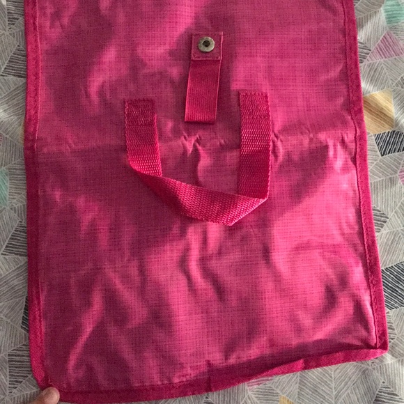 ThirtyOne Gifts Jewelry/Beauty Travel Hanging Bag - Picture 3 of 8